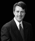 (PHOTO OF RICHARD P. MAGNUSON)
